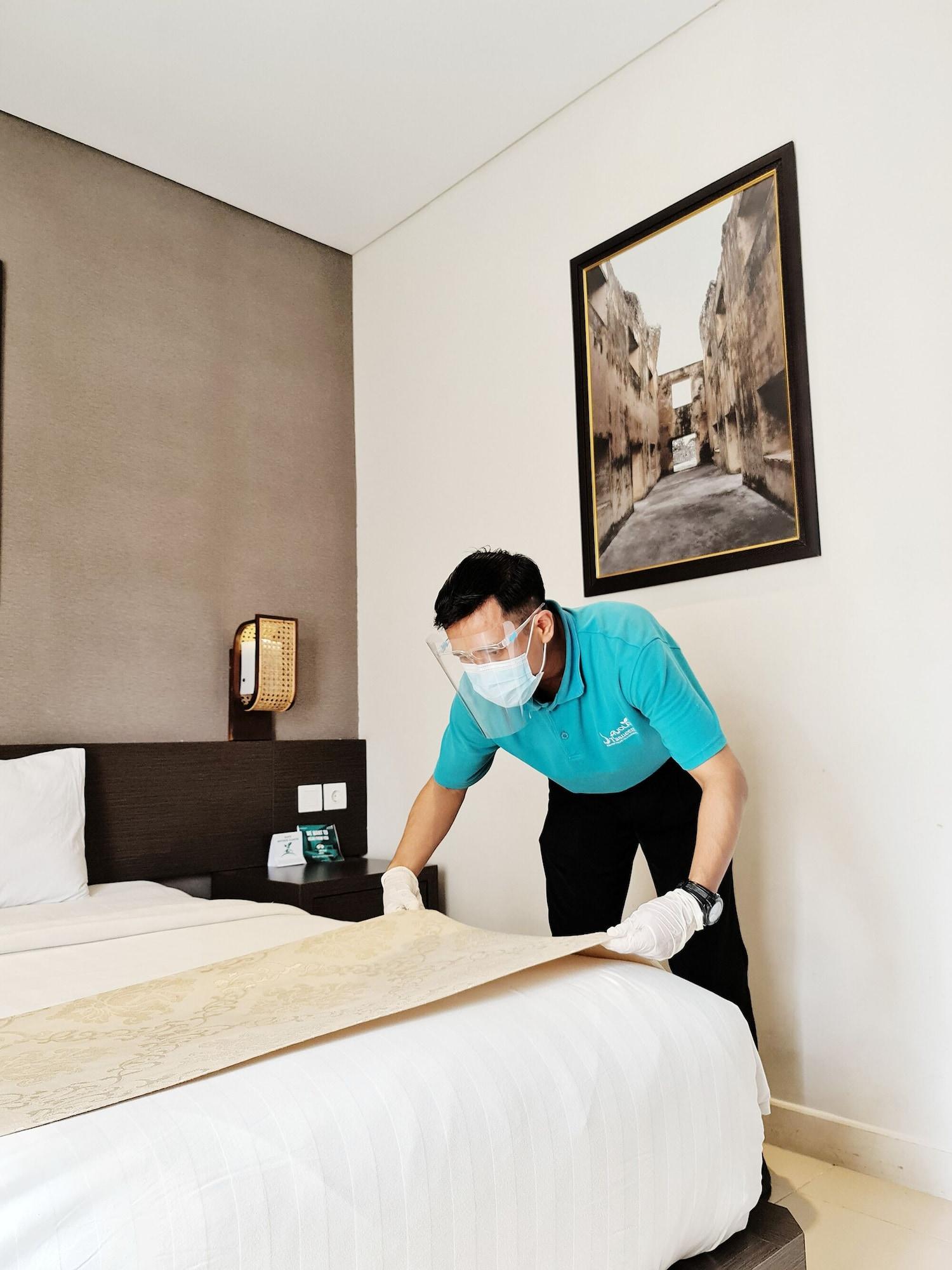 Tasneem Hotel Malioboro Джокьякарта Экстерьер фото